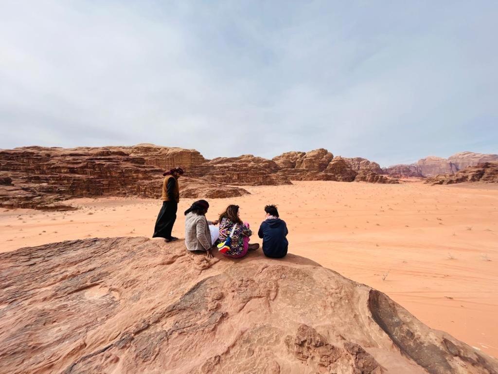 Martian desert Camp Wadi Rum Exterior foto