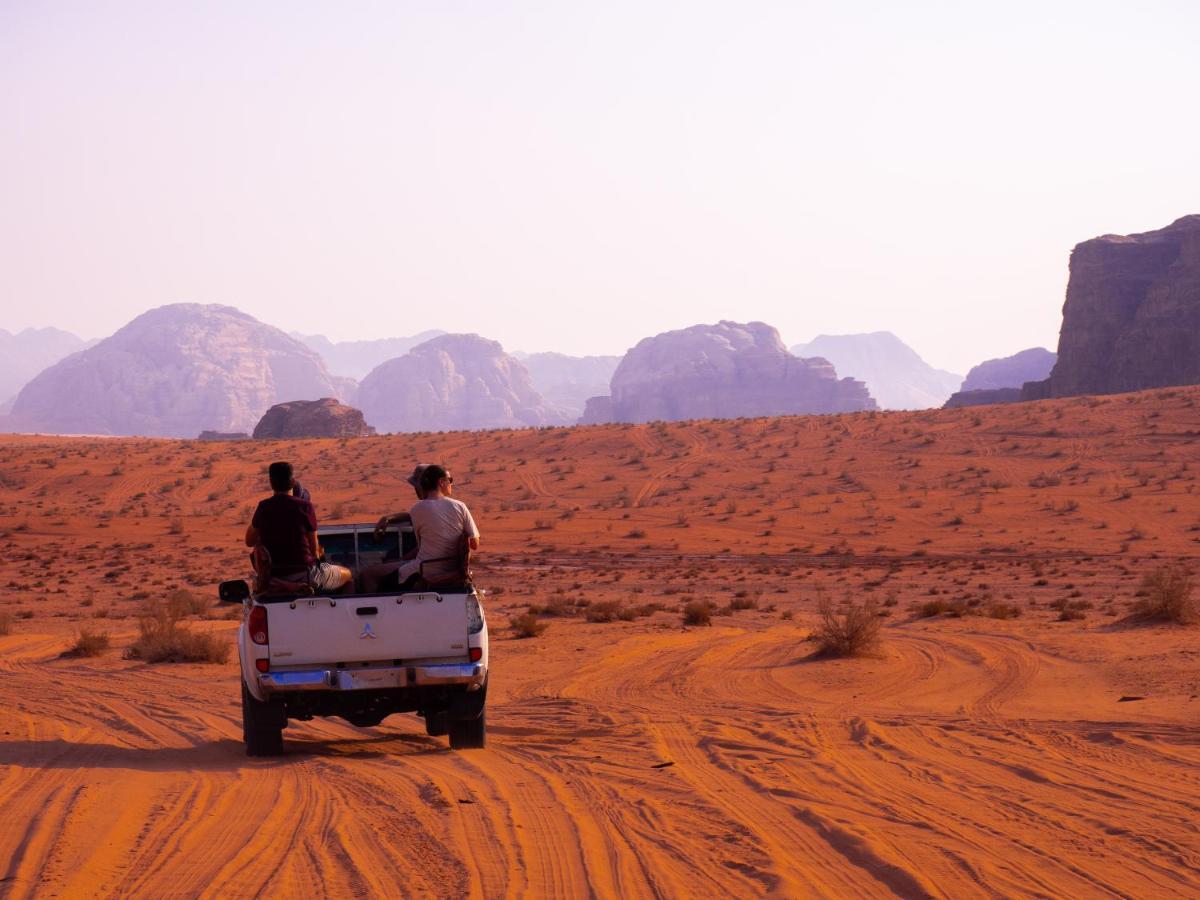 Martian desert Camp Wadi Rum Exterior foto